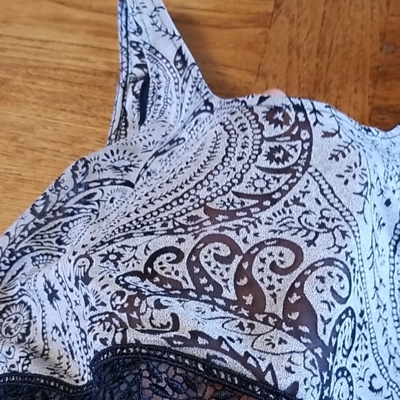 Free People sheer crop top with lace hem - Picture 4 of 7